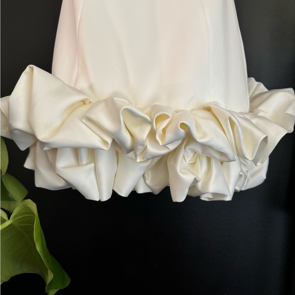 HOUSE OF CB DRESS - Picture 5 of 9